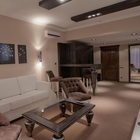 Orly Park-Hotel เคียฟ ภายนอก รูปภาพ
