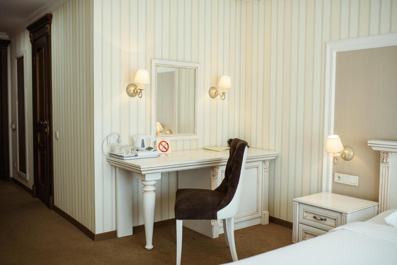 Orly Park-Hotel เคียฟ ภายนอก รูปภาพ